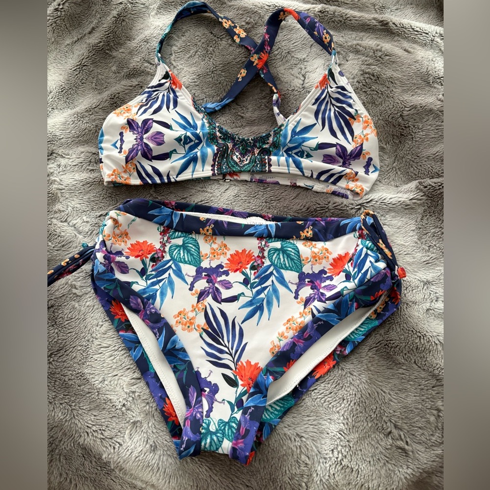 VENUS Multicolor Floral Bikini